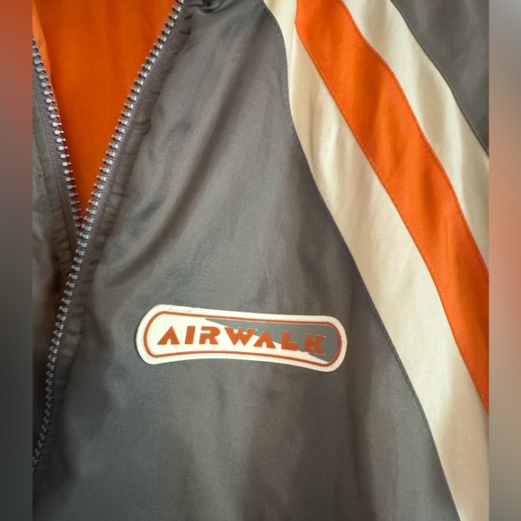 Vintage Airwalk Puffer - Picture 16 of 17